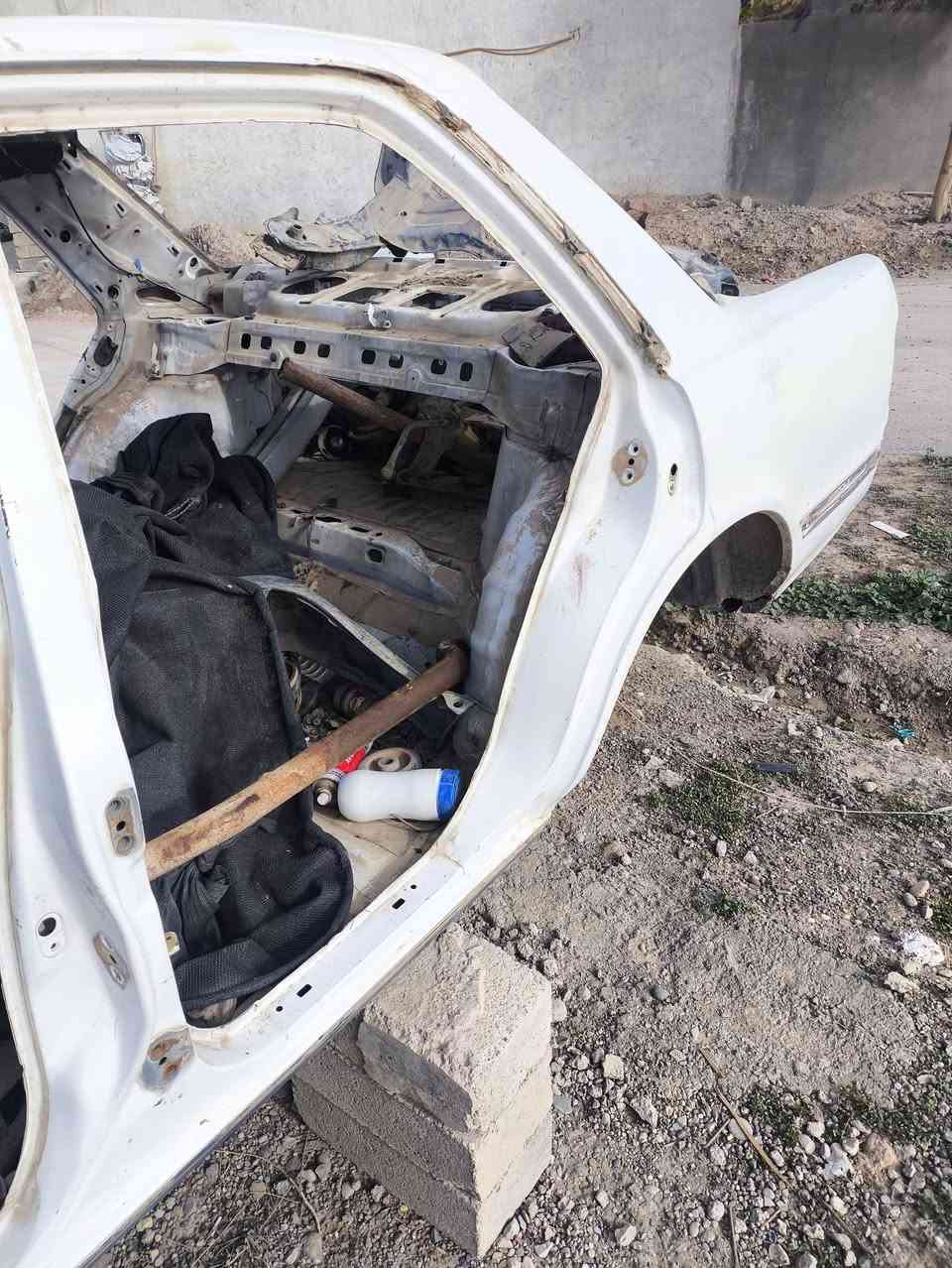 شاصي يسرى بلادي بدون معجون الي يريد قطع او كامل مو مشكله
هذا رقمي 
***********
