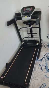 جهاز جري أكبر حجم مستخدم قليل الاستفسار خاص  07719100612