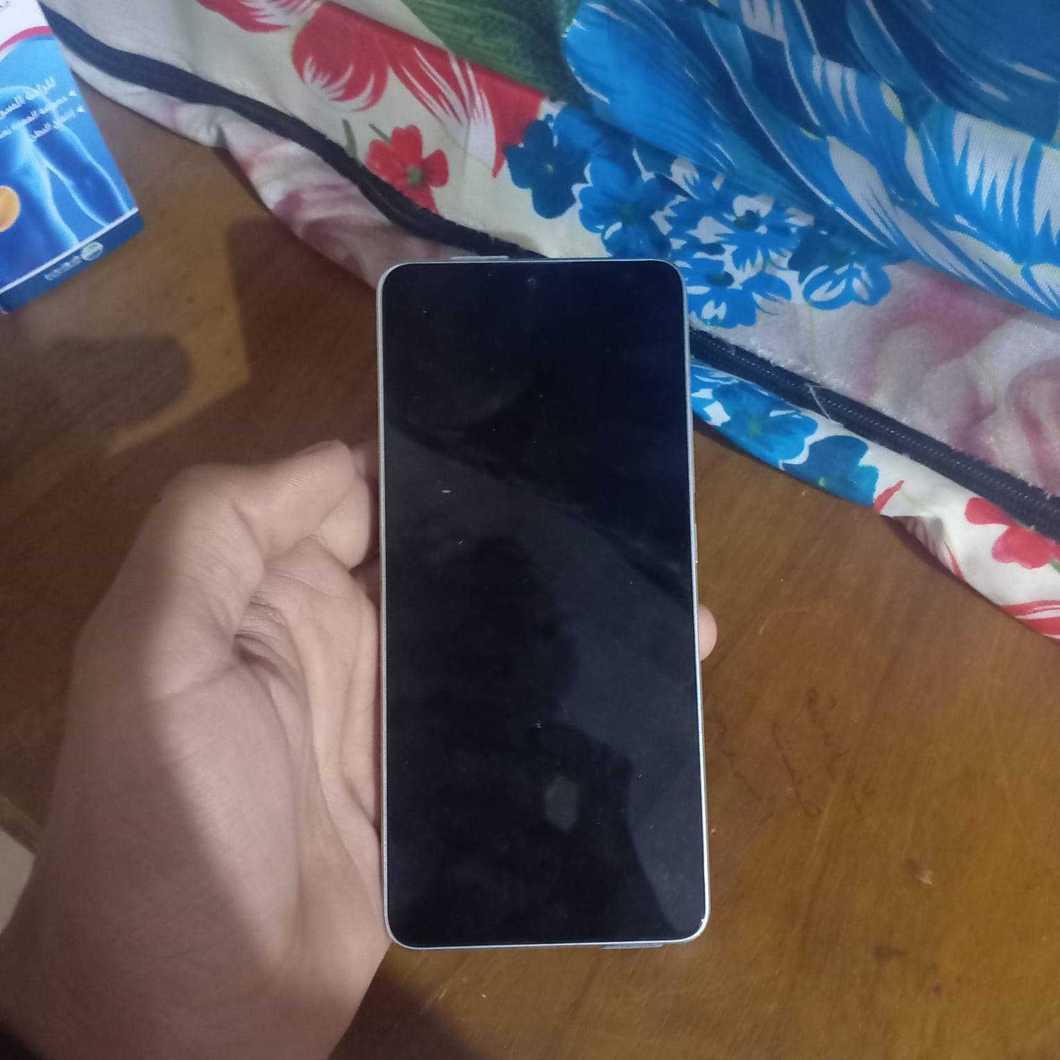 📱 للبيع موبايل Poco X6 Pro

• المعالج قوي جدًا Dimensity 8300-Ultra
• يشغل أغلب الألعاب الثقيلة مثل PUBG وCall of Duty على 120 فريم
• أداء سريع جدًا مناسب للألعاب والاستخدام الثقيل
• الشاشة AMOLED 120Hz سريعة وبدقة عالية
• البطارية قوية وتدعم شحن سريع 67W
• الذاكرة والأداء ممتازين بدون تهنيج

🔧 ملاحظة: تم تبديل الظهر فقط، الجهاز شغال تمام وما بي أي مشكلة.
السعر 225بي مجال بسيط او مراوس حسب القناعة
العنوان فلكة الامين 
متواجد خاص او على الرقم ***********

📩 للمهتمين مراسلة خاص
