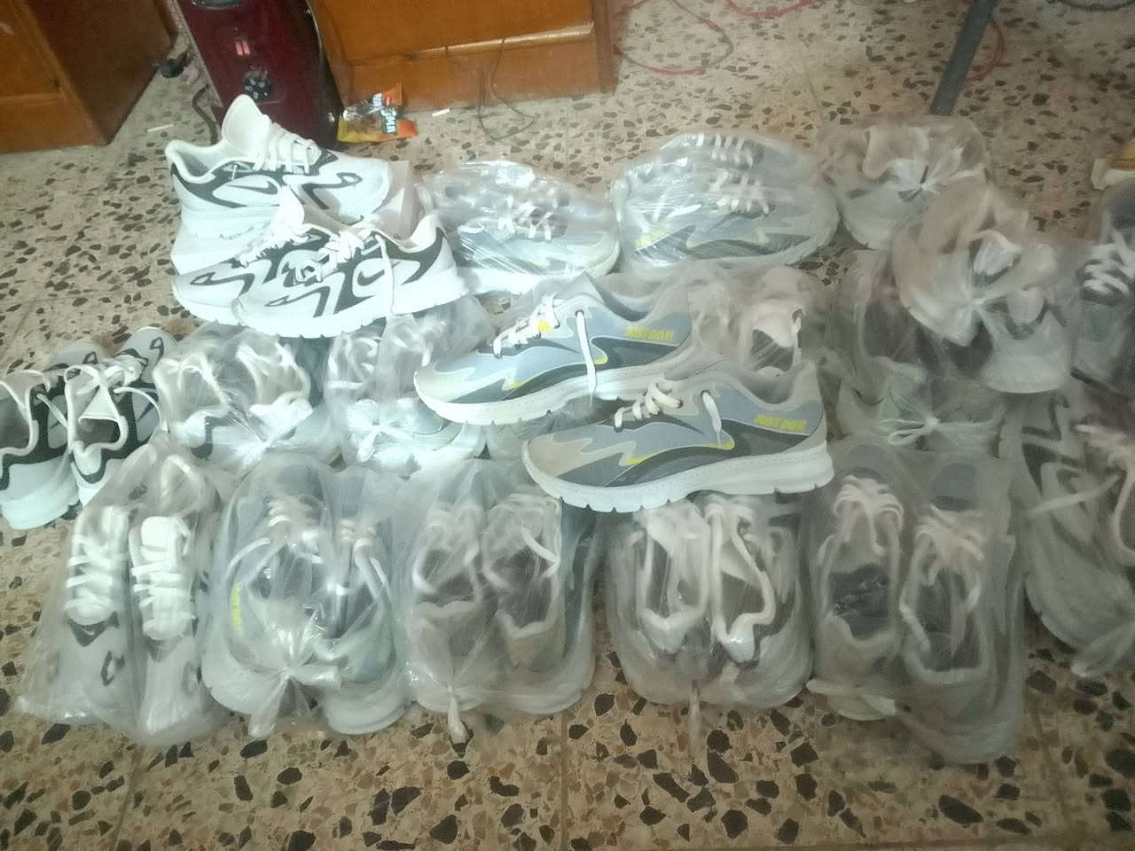 5 قطعة  كلهن شلع خاص سعر مناسب 20 قطعة


**إذا كنت صاحب هذا الإعلان وتريد حذفه لأي سبب، رجاءا أرسل رسالة إلى الدعم الفني**