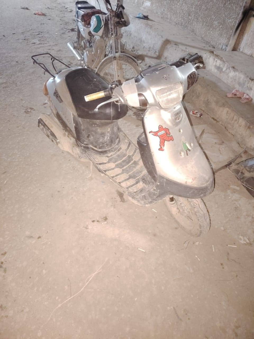 بطه للبيع  مجفته هندرر واحد تشتغل غراضها كامله يرادلها ترتيب  السعر   100الف     ***********
