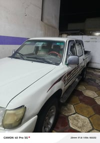 للبيع بيكم موديل ٢٠٠٦ مكينة وكير بلاد مالتة ما صار شهر من شادهن رقم ان...