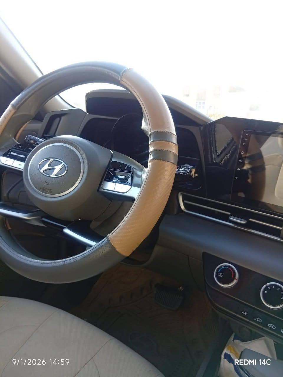 النترا موديل 22لون ابيض محرك 1600مانع انزلاق حساسات الاطارات نصف فول السياره محجوزه شركه سنه باقي عليها رقم بغداد  السياره مكفوله كفاله عامه ماعده رصعات قليله بارد السعر  160 العنوان ناصريه مركز الاستفسار على هذا الرقم ***********
