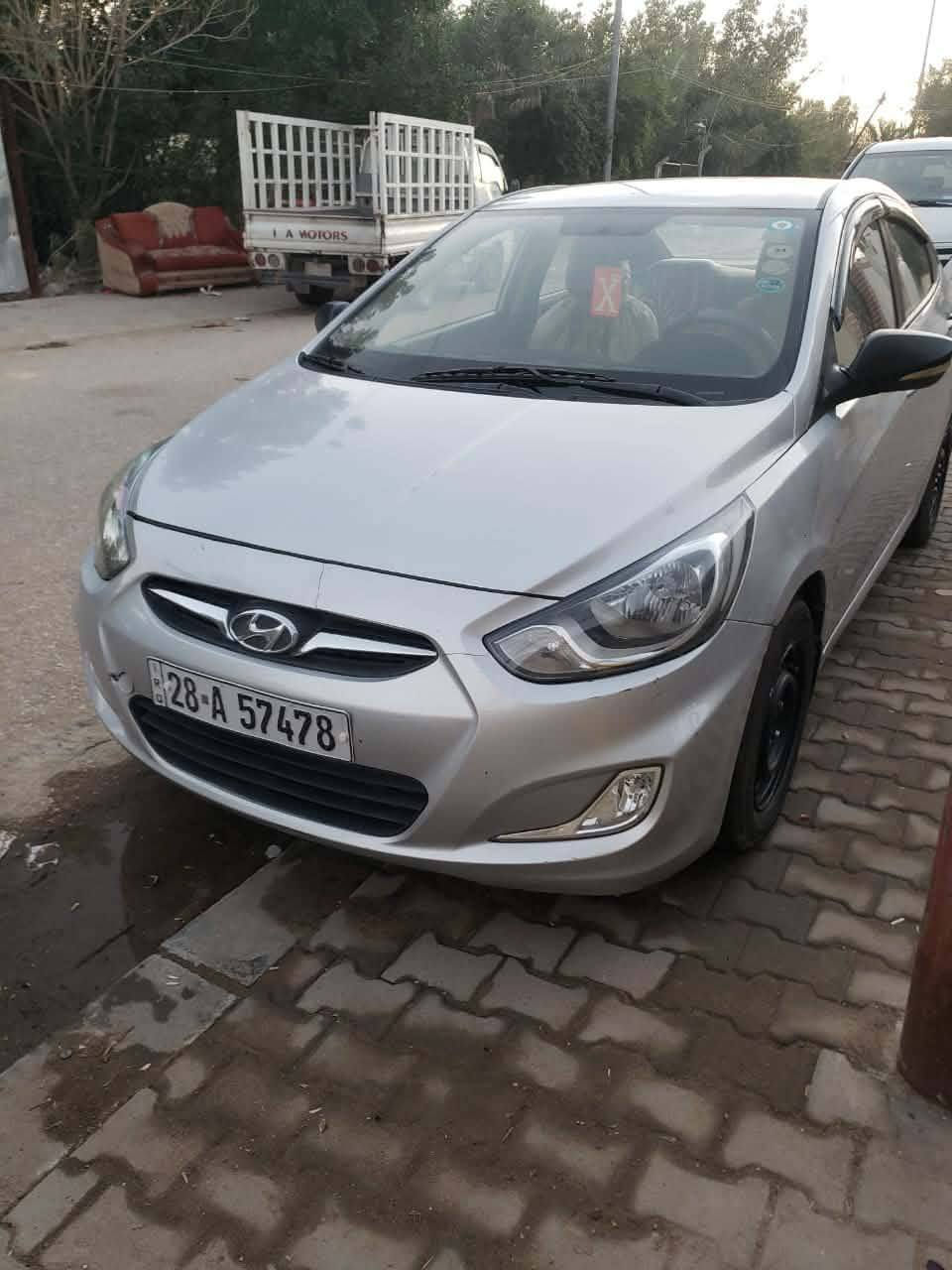 السلام عليكم
اكسنت موديل 2015
َمكينه 1600  خليجي
السياره جديده جاهره كير مكينه حاويه
حداديه جاهزه من كلشي
رقم انكليزي نجف جديد
السنويه لل2029
مكانه نجف
السعر 85
بيه قطعتين رش بدون حادث 
***********
