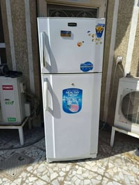 ثلاجه • نظيفه جدا • حله