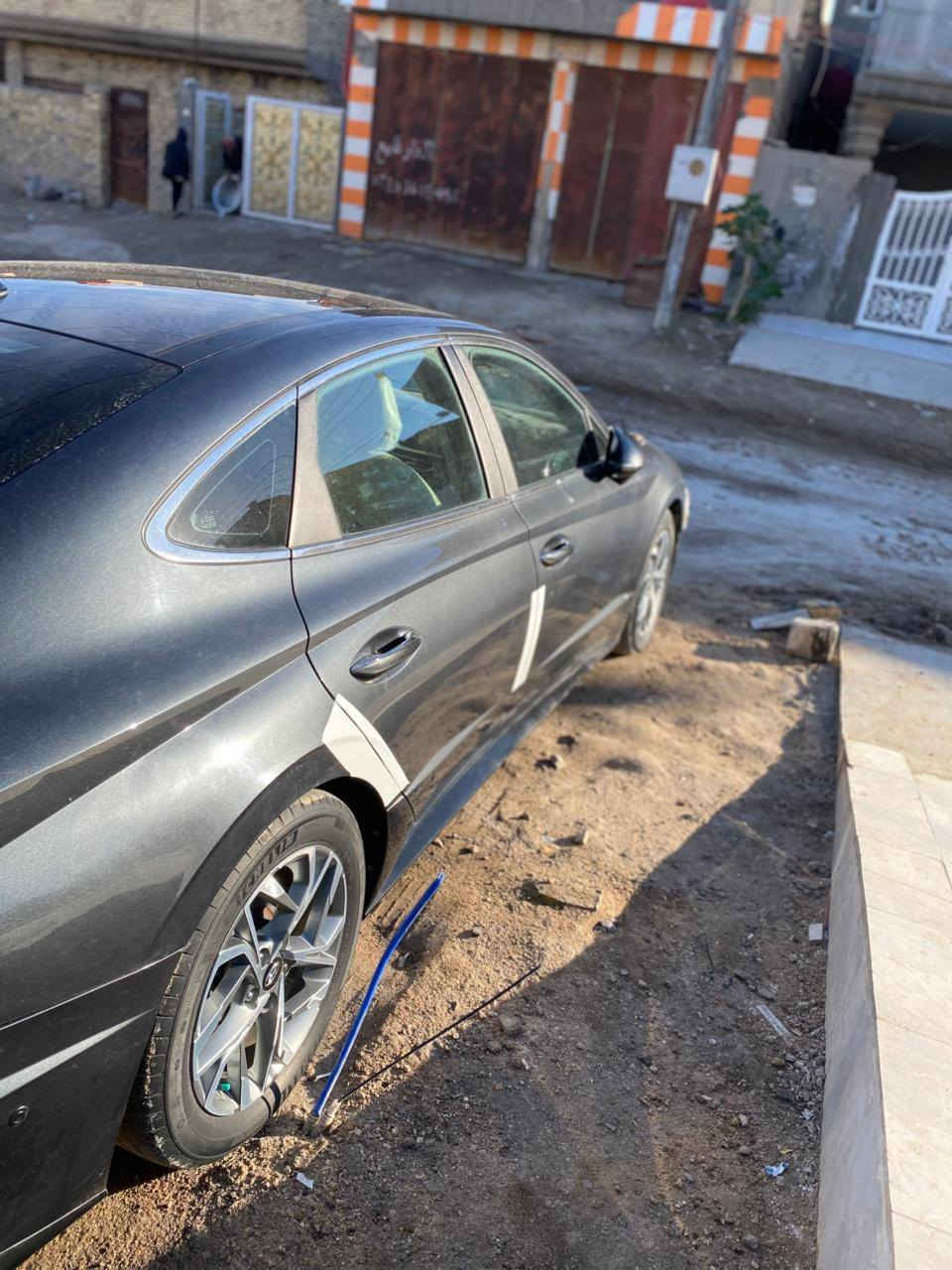 سلام عليكم سوناتا موديل 23 فول موصفات بيها بس جاملغ خلفي وباقي مكفول كفاله عامه  سيارة جديده معنه كلام سعر 168 و بيها مجال رقم بابل معوقين وكالة مضمونه شراي يتصل على رقم وبل خدمه مكاني بابل مركز ***********
