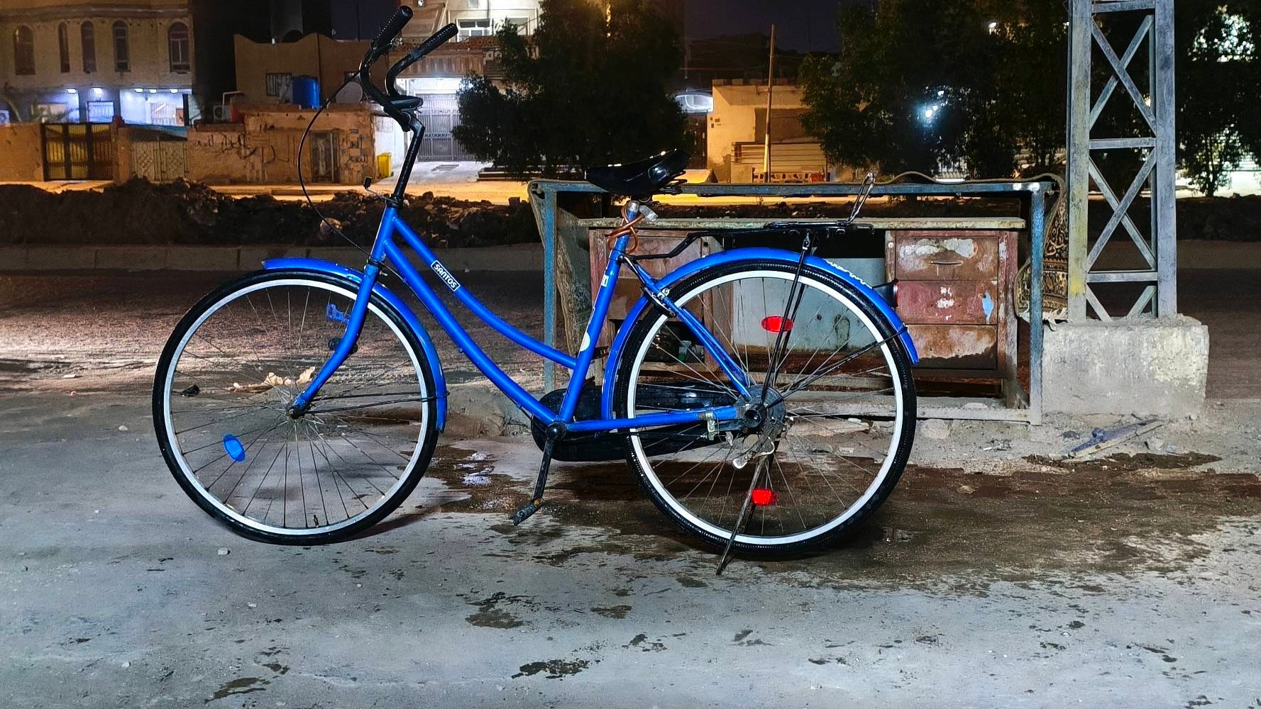 باسكل سياحي نضيف سعر مناسب و مال تفليق و بريكه بي سفاره ما تروح و بي ختم ب جسد و كفات و تایر و خفيف جداً مال ستعراض و کلش حلو سعر 75 مابي شي موديل CLOVE