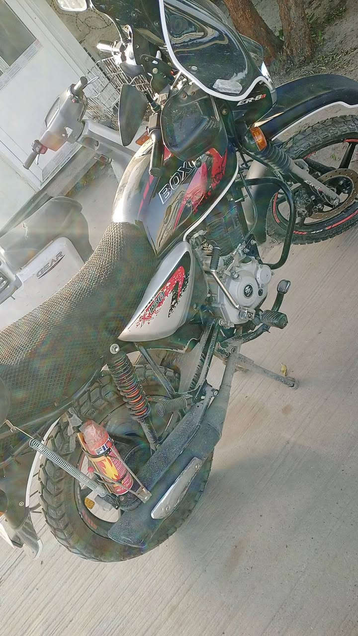 السلام عليكم لبيع بوكسر موديل 23 نضافه 100 ممشتغله هواي ومكفوله اوراقه ضايعه مكفوله  من السرقات السعر 1500قفل
***********
