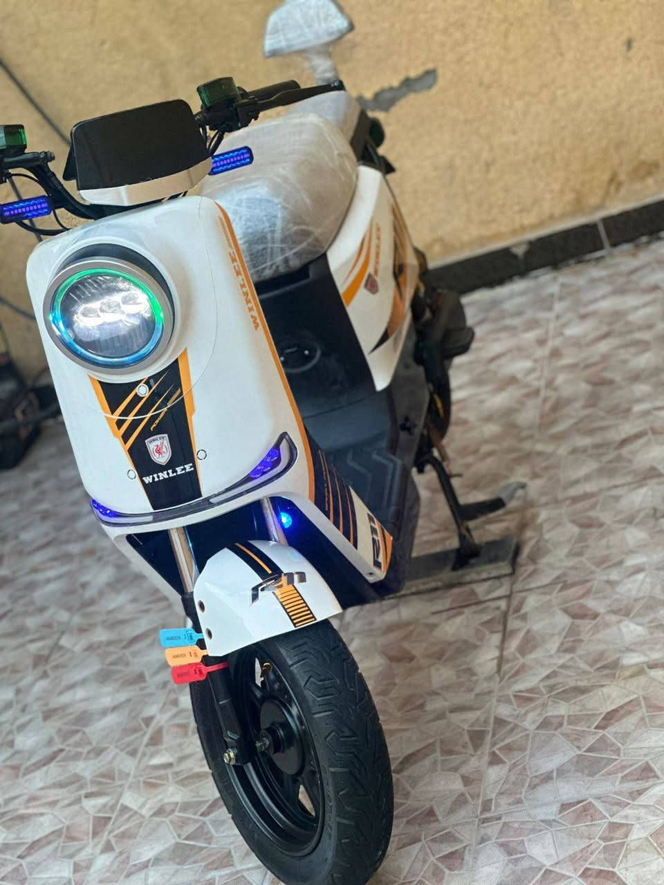 سلام عليكم R11
سلام عليكم.......

دراجه R11مديل ٢٠٢٦
بطاريات دبل ٣٢ امبير ٥بطاريات
شاشه دجتل سرعه ١٢٠ وحقيقي ٨٠
اشاير لد LAD
ملف ٢٠٠٠ حقيقي ونقي
هورن طاط خاف مايعجبك ديد😂
بيه بلوتوث تكنك بل تلفون
دسكات وفلنجات امامي خلفي
دراجه كلششششش نضيفه بيه بس دسك الوره مكسور سعره ١٥ الف
بيه شاحنه مال تلفون
بيه سويجين وبصمه وكراتين شاشه... السعر ٦٥٠ وبيه مجال حك جيه... عنواني البصرة القبله حي جامعه شارع مستشفى طفل قرب محطه وقود جامعه


**إذا كنت صاحب هذا الإعلان وتريد حذفه لأي سبب، رجاءا أرسل رسالة إلى الدعم الفني**