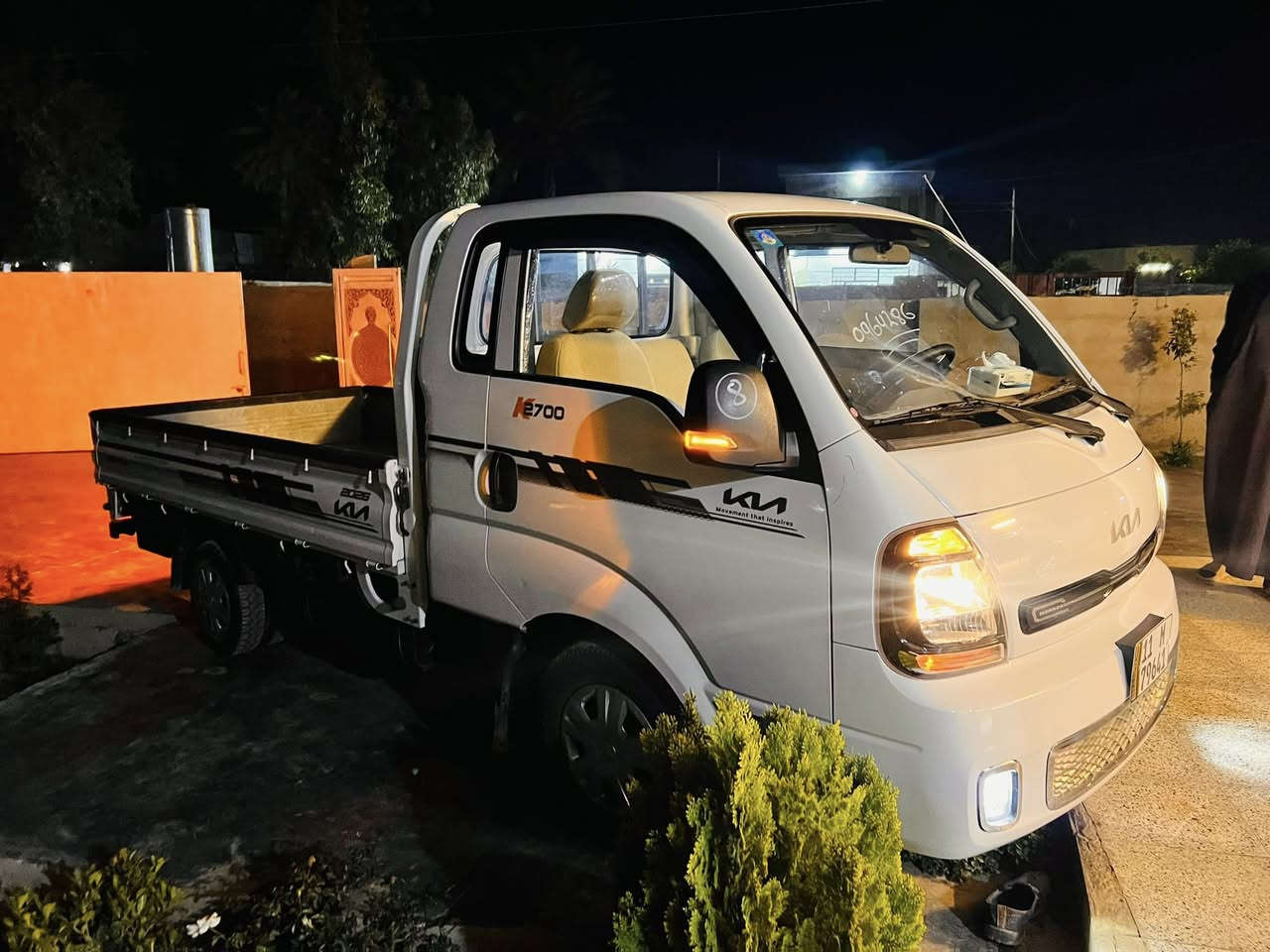 السلام عليكم ورحمة الله وبركاته/للبيع كيا موديل (2023)سياره واحد على واحد ماشيه46الفً مشي حقيقي رقهما (بغداد)انگليزي دوشمه الصدر وكامله مكمله اتصل ودلل (***********) مكاني صلاح الدين الدجيل
