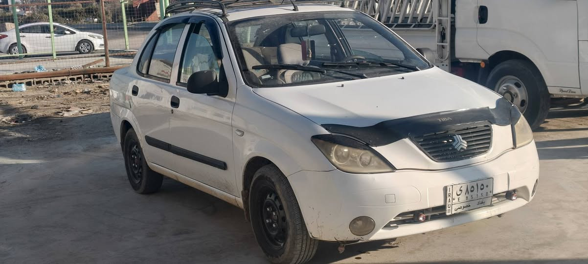 طيبه ٢٠١٢
سنويه صار شهرين ساقطه 
المالك سماوة 
رقم بغداد
كير - محرك - كهربائيات - تبريد جاهزات
سيارة نظيفه جدا ما مكروبه بين قوسين🙂
شخطه مال ستوته موضحه بالصورة 
مراوس فقط بيكم او جيب#

***********
المكان الرميثه
