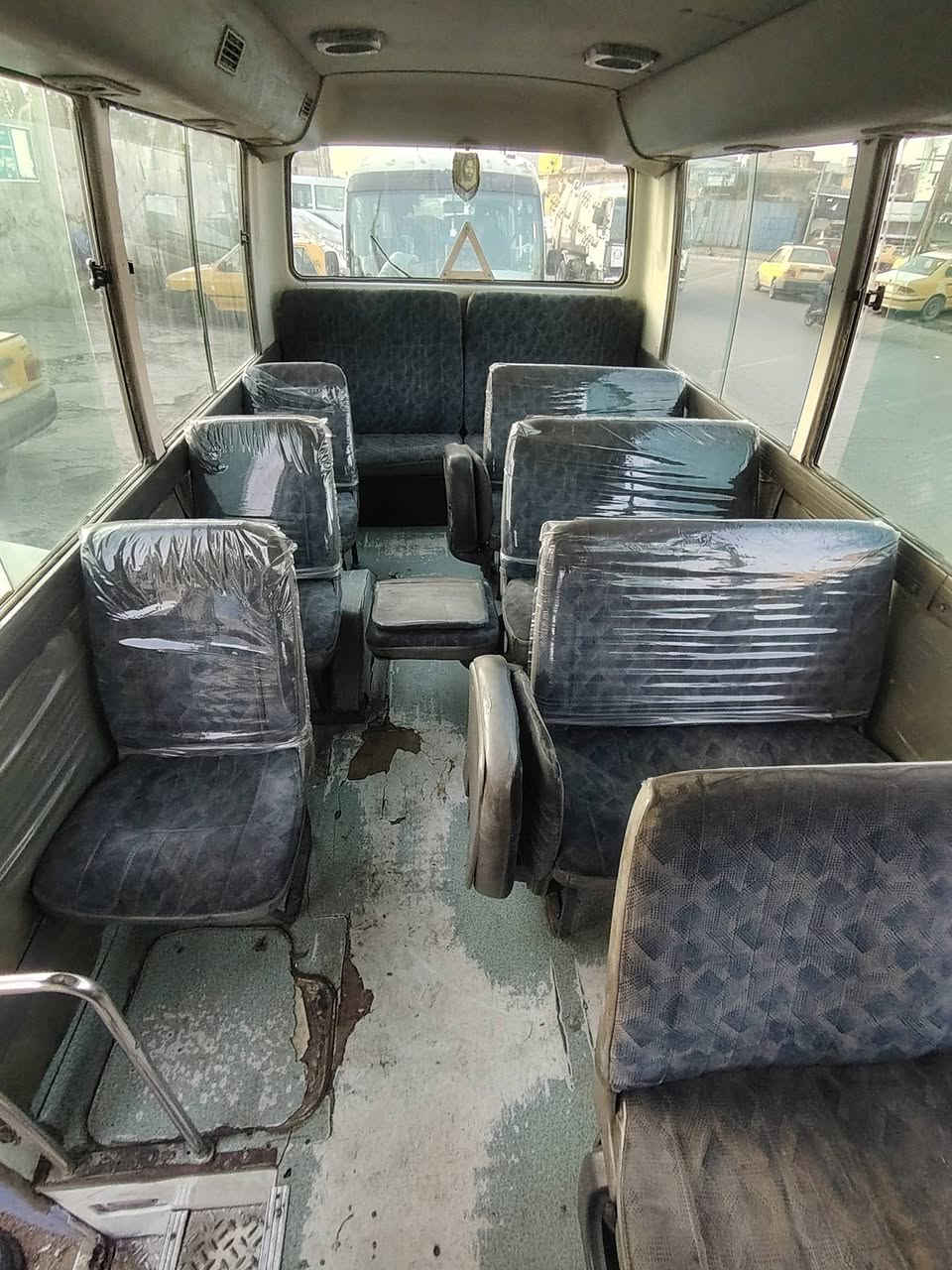 كوستر نيسان 2002 عليها غرامات 14 ورقه تنزل من السعر سياره كفاله مكينه مكفوله كير مكفول تخم تاير صدر قبل شهر جديد تبريد نقص بس غاز سياره ابلاديه بدون صبغ اوبدوب ظربه الشراي يتصل *********** السعر 125 الغرامات تنزل من السعر
