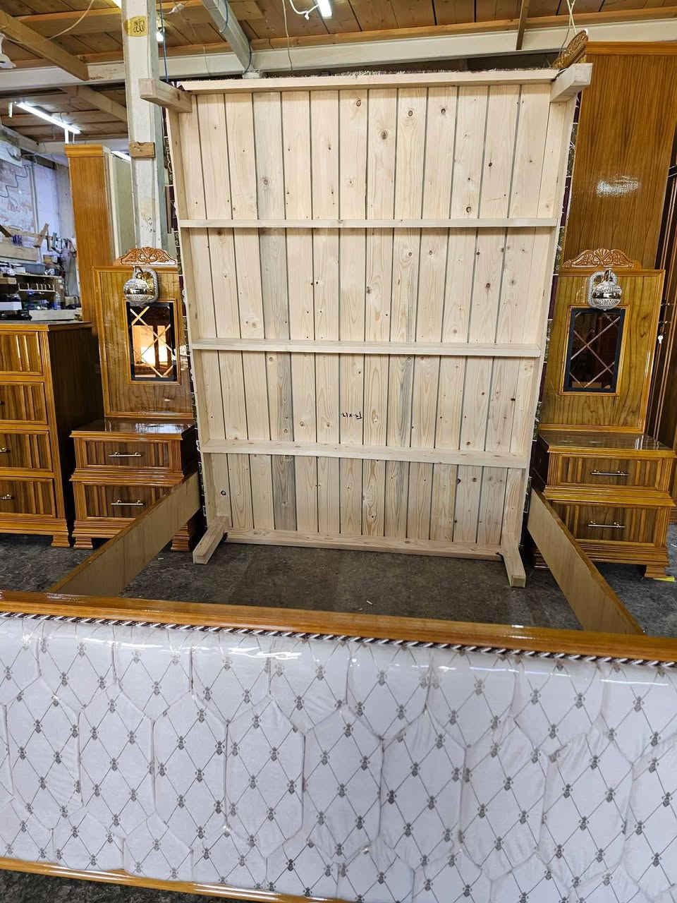 غرف نوم صاج /حطاطه
شغل ثقيل درجه اولى
شغل الموصل 
متوفر حسب الطلب 
طابق واحد و طابقين/ملحق
4ابواب ..5ابواب...6ابواب
التسليم بعد اسبوعين من الحجز ان شاء الله 
صاج 5ملم ...
قبلمه ونقش زان لجميع الغرفه 
كنتور ظهر جرجوبه 
زاويه بارتفاع الكنتور
جربايه ركم خشب الماني
تقطيع الكنتور حسب الطلب
دوشمه  درجه اولى مع غلاف نايلون
------*-----
للاستفسار 
ثائر لتجاره الأخشاب ومستلزمات التجاره 
الانبار عنه/ شارع الحضره -قرب عالم الدراجات
***********
