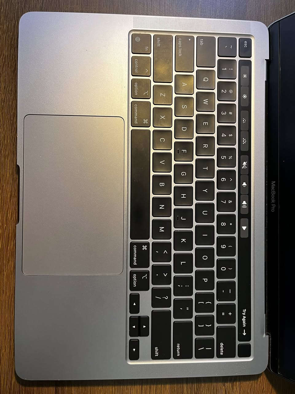 للبيع ماك بوك برو M2
رام 8 
تخزين 256
بطارية تقريبا 91% 
سعرها 900 قفل 
بيها خدوش من الجوانب بسيطة 
ملحقات شاحنة وكفر جلد ولاصق حماية ضد الانعكاس
مكاني بغداد الدولعي ماعندي توصيل


**إذا كنت صاحب هذا الإعلان وتريد حذفه لأي سبب، رجاءا أرسل رسالة إلى الدعم الفني**