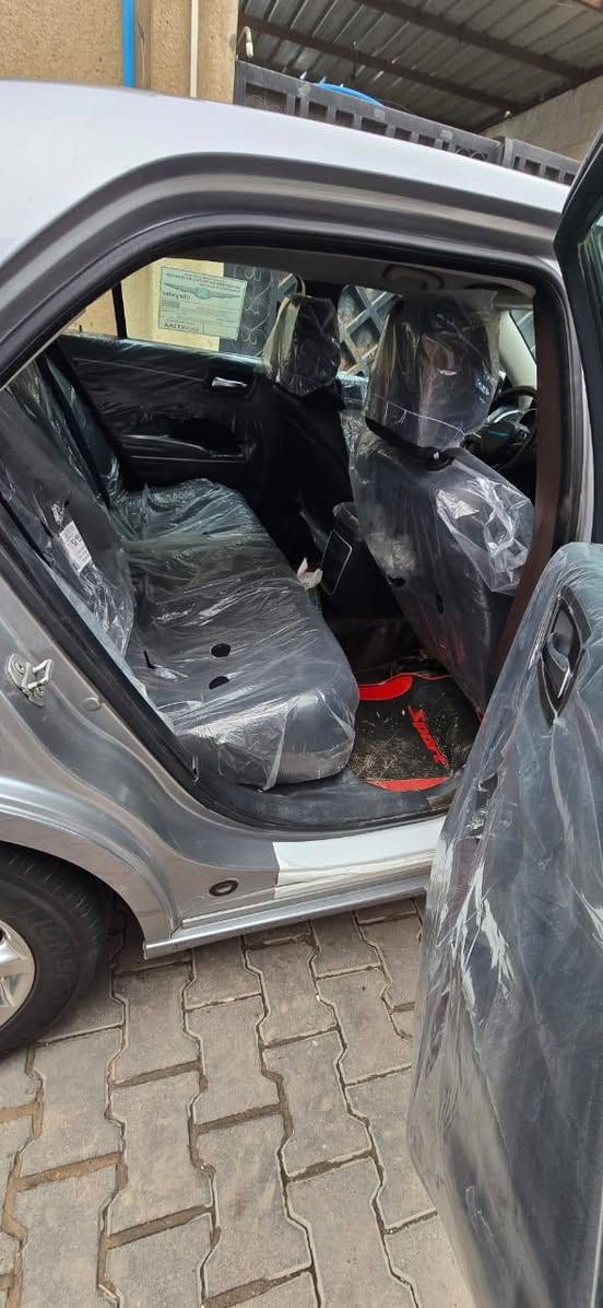 السلام عليكم..من رخصة الادمن 
أوباما سلفري مديل 15 اصل# فور ويل .مبدل جاملغ امامي
كير مكينه  تبريد
حداديه طخم تاير جديد
ماشيه 165الف
رقم بغداد تحويل ثاني يوم
سنويه تنتهي 2029
مكاني البصره
السعر 165بيه مجال قليل
***********
