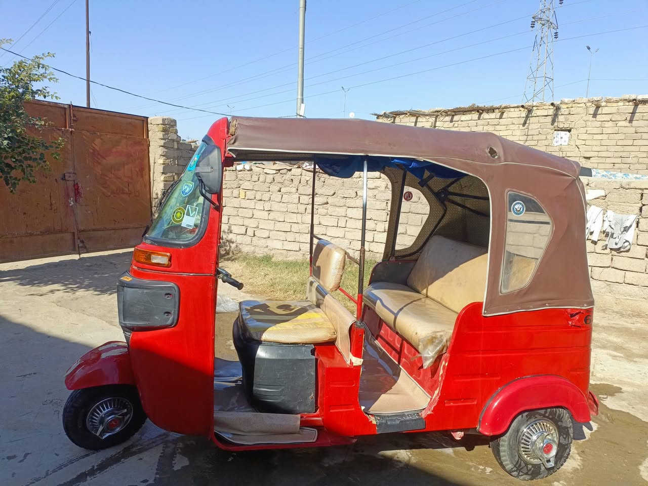 سلام عليكم تكتك موديل 18 رقم وسنويه تكتك خير من الله نضيفه   مصبوقه صبغ عام جماليه  ما بيه خياس تعال وشف مكاني الناصريه  ***********
