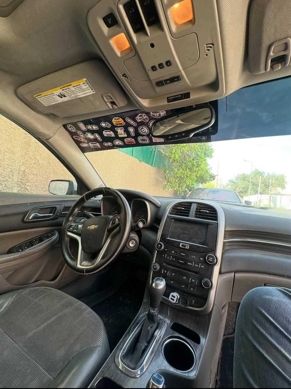 السلام عليكم
ماليبو 2014 فول مواصفات
مواصفات السياره
قاصه
شاشه جبيره
كامره بلاديه
كشن كهرباء
فتحه طكتين
أناره دشبول بلاديه
اوتوا ستوب
بطاريه ثانويه خلفيه
فول تحكم ستيرن + مثبت سرعه تشغيل عن بعد
كشنات نص جلد بلادي
لايتات اوتو + بلوجكترات
سستم سماعات بلادي دمام
وباقي المواصفات المعروفه بالماليبو
 رقم بغداد مشروع وطني
 محرك 2500 تنفس طبيعي كير at
ماشيه 118الف كير مكينة نظيفات كلش  مابيها مشاكل كهربائيه
حادثها جاملغ وبنيد وباب مو قوي وبيها تصليح بالدواسات ورش حزام فرن حراري توحيد لون لا اكثر وصورها قبل الصبغ موجوده 
بسعر (95 ورقه) وبيها مجال 
***********
مكاني بغداد اليرموك
