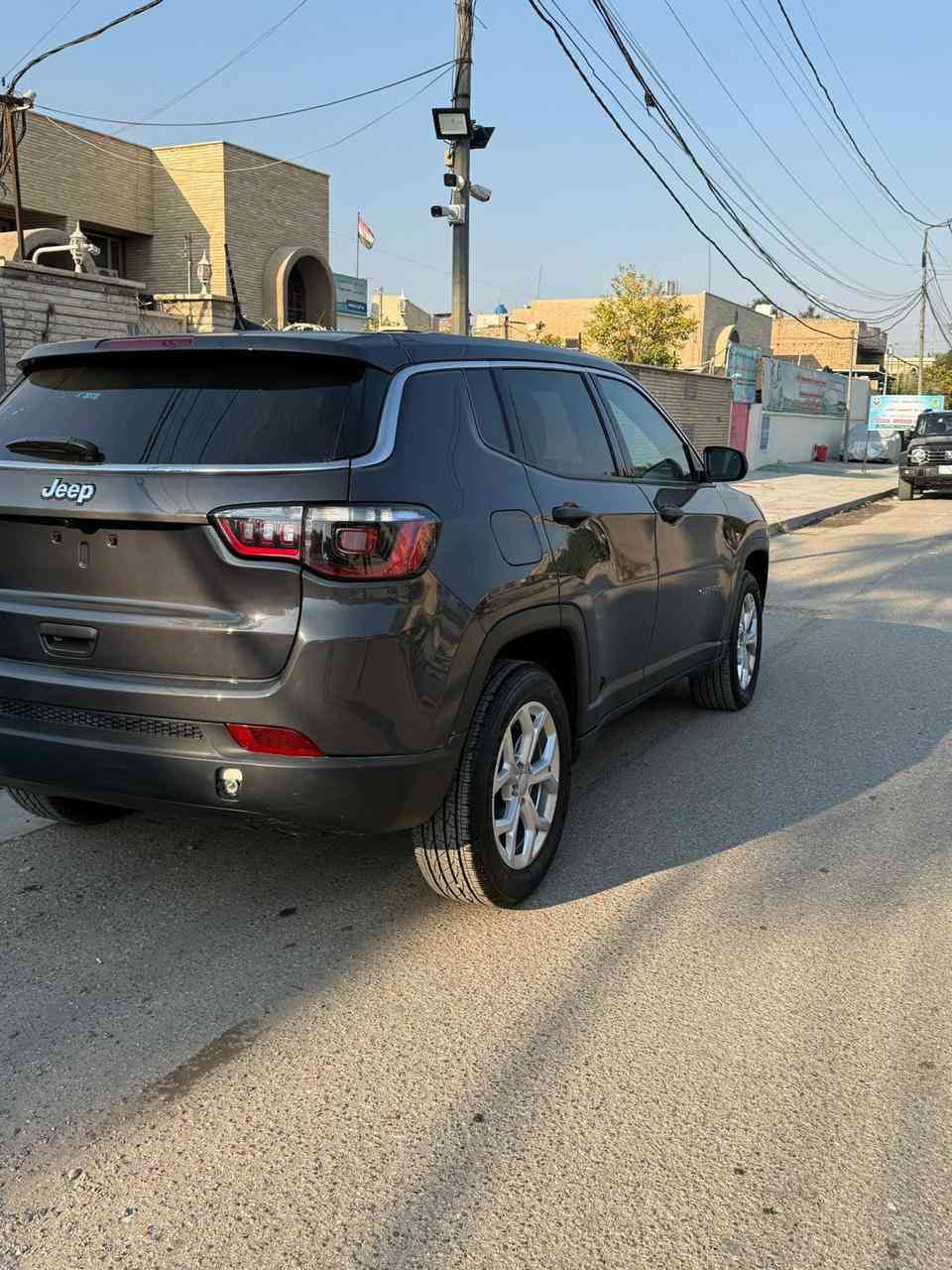 سلام عليكم شباب
جيب كومباس
موديل ٢٠٢٤
حادثها جاملغ وبنيد 
رقم بغداد اب اسمي
تحويل مباشر 
سياره نضيفه كلش
ما منقصه برغي 
ماشيه ١٢ الف
بدون داوخل 
سعرها ١٥٥ وبيها شي بسيط
مكاني بغداد وزيريه
تواصل
***********
