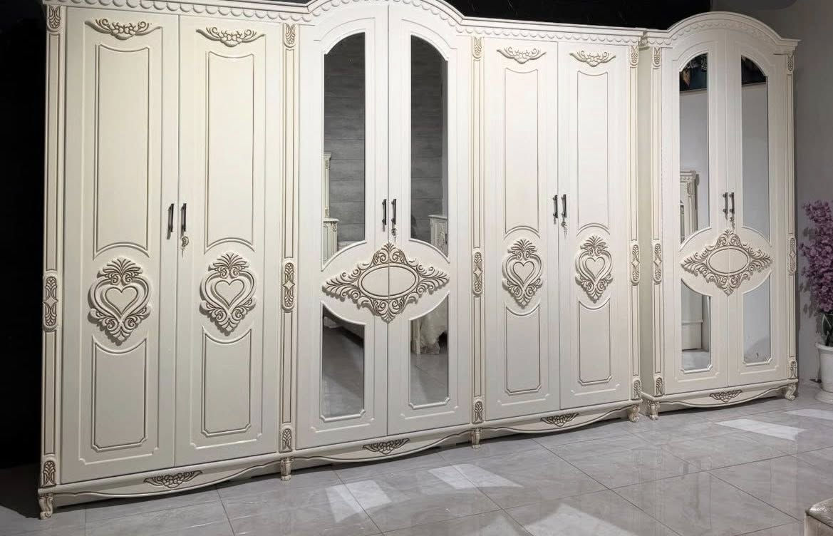 موديل جديد ضمن وجبه الدرجه الأولى 

موديل (. أوبال ) نجارة عراقية

غرفة 6 ابواب طابقين ملحق داخلي

تتكون من 10 قطع

وجه الكنتور يكون." 16 ملم  MDF 
داخل الكنتور صاج طبيعي 4 ملم 

ظهر الكنتور جرجوبة براغي 

القاعدة الارضية للكنتور بلوك بورد

ارتفاع الكنتور مترتين و62 سم 

عرض الكنتور مع زاويه الملابس 4 امتار و60 سم 

السرير طبقة بلوك بورد

السعر / مليونين و600


**إذا كنت صاحب هذا الإعلان وتريد حذفه لأي سبب، رجاءا أرسل رسالة إلى الدعم الفني**