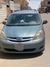 أخواني تيوتا سينا 2007 نضافه فول ما بيه اي صبغ بيه شخوط بسيطه محرك كير...