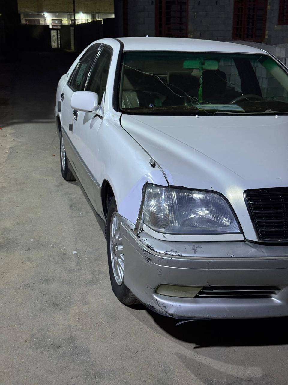 السلام عليكم
ادوات ادوات ادوات
للبيع
كراون ملكه ادوات كصة قماره اربع دكم
فول مواصفات اربع دگم محرك ديفور الجبير كشنات كهربائيه ثنين تبريد ثلج سنتر لوك  مثبت سرعه شاشه تخم تايرات جدد حداديه جديده كير و محرك فوول اكفل السياره من السرقه و العشائر علما السياره كصة قماره فقط السعر 42 بيها مجال
العنوان بصرة هارثة رقم الهاتف.   ***********
