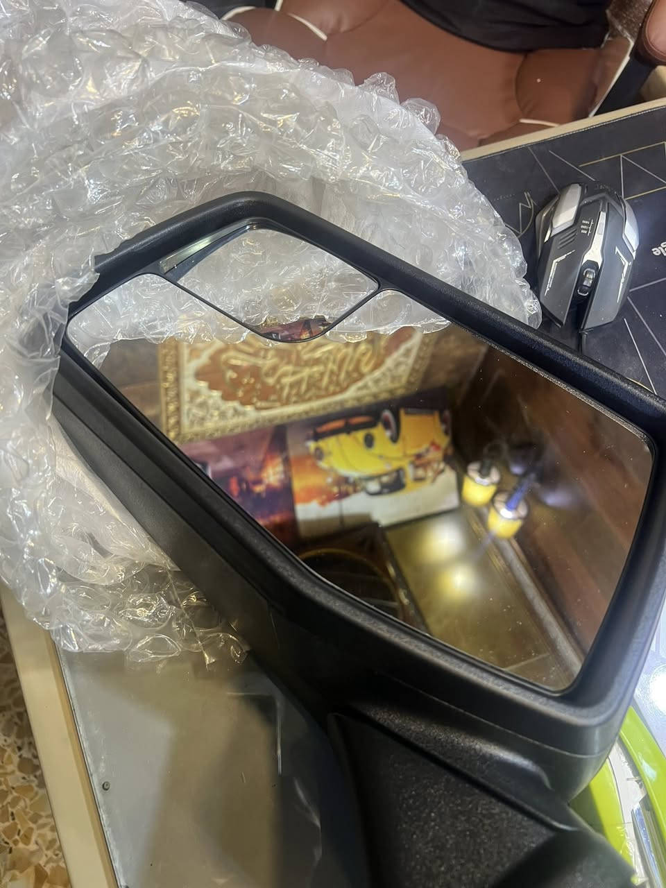 للبيع مرايه جانبيه مال سلفرادو 24 صفحه اليسار اصليه اني مشتريهه من الوكاله من امريكا بالكارتون غير مستخدمه السعر 200 دولار ***********
