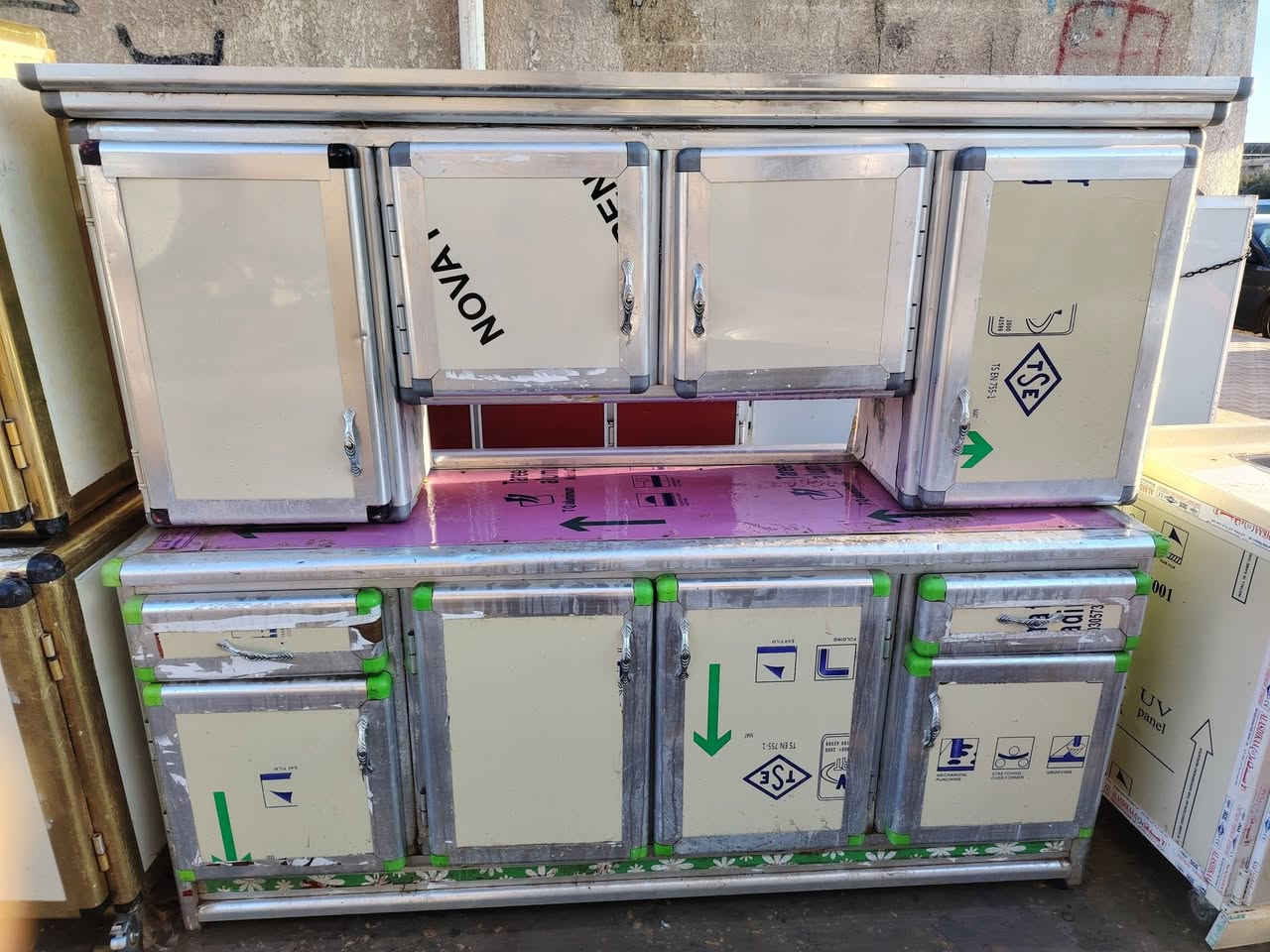 كاونترات مستخدم نضيفات كلش البيع المكان عل شط يم فرع السيد غازي أو منطقة الكربلا ئي يم المسبح عفك الاستفسار اوتتصل *********** اوحتى العنده مراوس أو بيع چنه حاضرين
