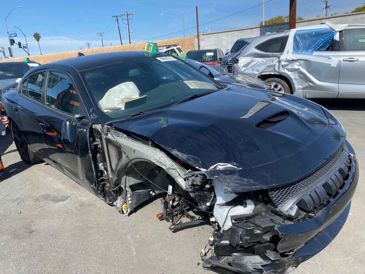 للبيع جارجر Gt
الموديل:2023

العداد : 8 الاف

اللون: اسود

المحرك : 3600:V6

المواصفات :

نسخة GT

شاشه كبيرة مع نظام ملاحة نفكيشن GPS .

ويل قياس 20 انج .

تشغيل عن بعد .

محدد سرعة .

تلفون بلوتوث .

كاميرا خلفية ..

دخول ذكي (بصمة)

وبقيه مواصفات المعروفه

رقم بغداد  بسمي شرط التحويل

عنوان بغداد

البنيد نفسه مصلح ومصبوغ

الجاملغ مبدل ومصبوع

والباب مصلح ومصبوغ على كد التصليح

والغد نفسه مصلح

السياره مابيها تبديل هواي فقط جاملغ مبدل

بدون شاصي السياره حادثها جانبي مكفول المحرك والراديتر

السياره حلوه ومابيه برغي نقص

***********
