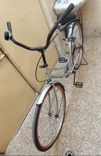 ياباني • حجمه ٢٧ • قابل تفاوض