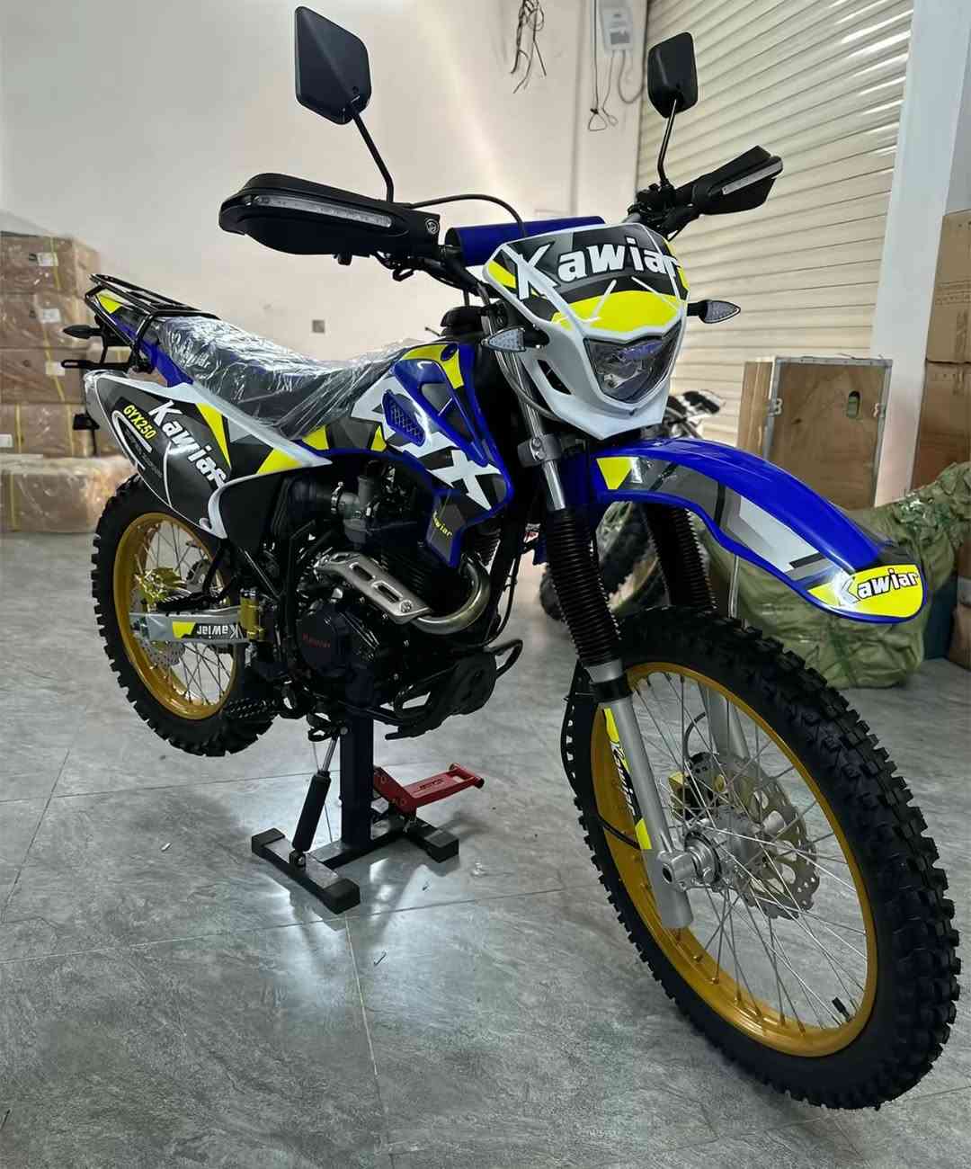 السلام عليكم وحياكم الله
توفر قفاز كاويار حجم المكينه ٢٥٠ موديل 2025
للحجز او الاستفسار واتساب ***********
توصيل كافة محافظات العراق متوفر
