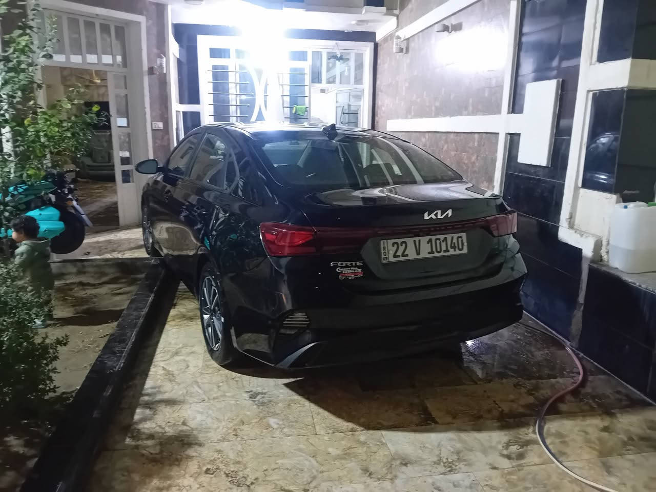 السلام عليكم كيا فورتي موديل 2022 نص فول ماشيه 33 ميل حادث بس جاملغ بدون ايرباك وبدون دواخل وبيه صبغ بابتين كلير من امريكا سعر 135 وبيه مجال العنوان بغداد الجديده رقم *********** رقمه أربيل سياره جديد
