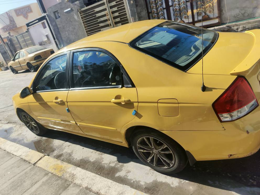 سلام عليكم كيا سبكترا موديل ٩ جاهزه مبيهه نقص سعر ٧٥ بيهه مجال *********** بغداد, العراق
