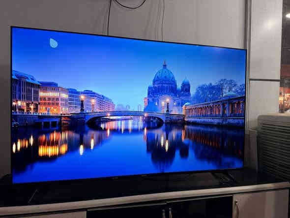 السلام عليكم بلازما حجم ٧٠فول سمارت نظام ال جي ريمون ناطق وموس اخت الصفر رقم تواصل وتساب ***********
