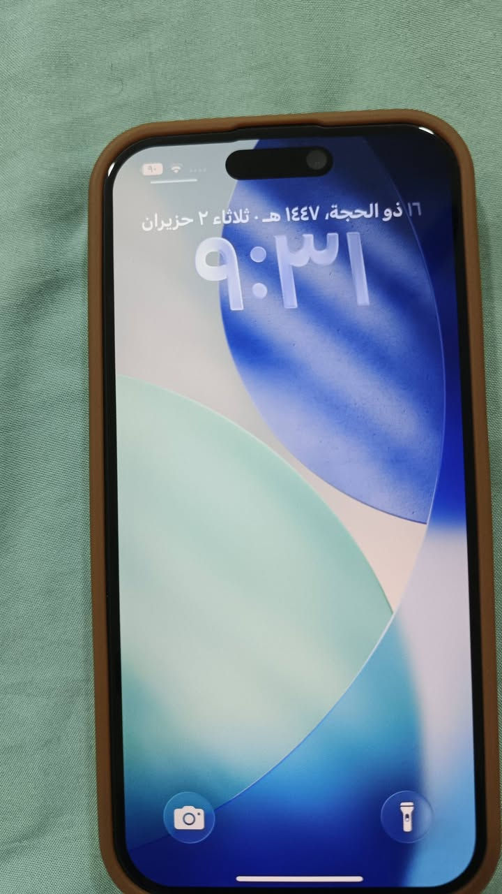 سلام عليكم  إيفون ال15 العادي جهاز نضيف ماداخل صيانه مكفول الذاكرة 125 وبطارية 87 السعر625وبي مجال رقمي***********
