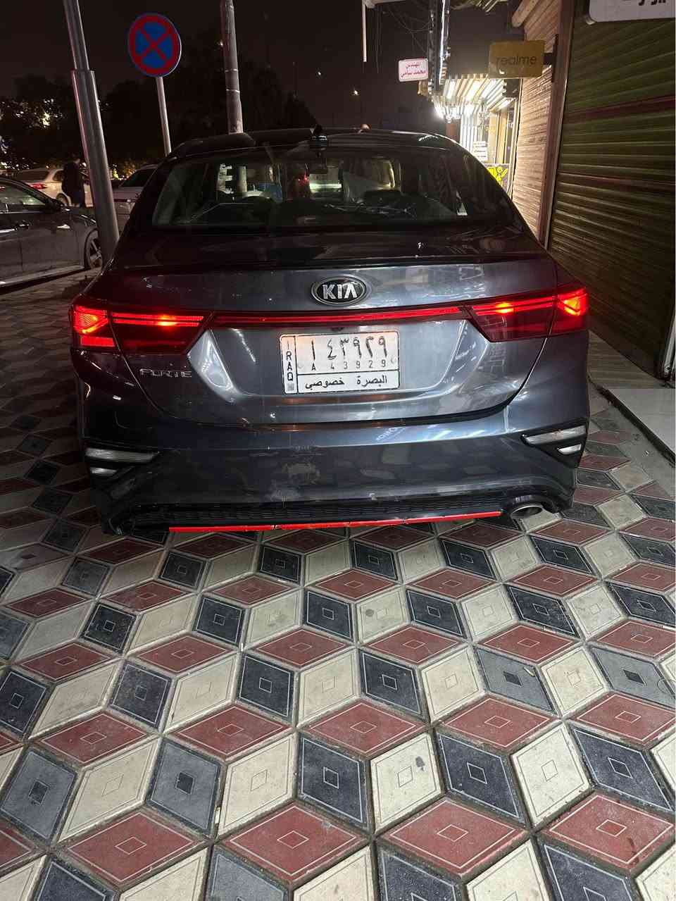 السلام عليكم فورتي موديل 2021 رقم بصره معوقين باقي سنه وتصير حره عندي وكاله ام الباركود سياره بيها جاملغ صبغ وطرف البنيد بدون دواخل يعني السياره قطعه وحده مكينه دوش السياره كفاله كير مكينه حداديه تبريد مابيها كل نقص مكاني بصره عشار السعر123 وبيها كلش قليل مجال *********** Singapore
