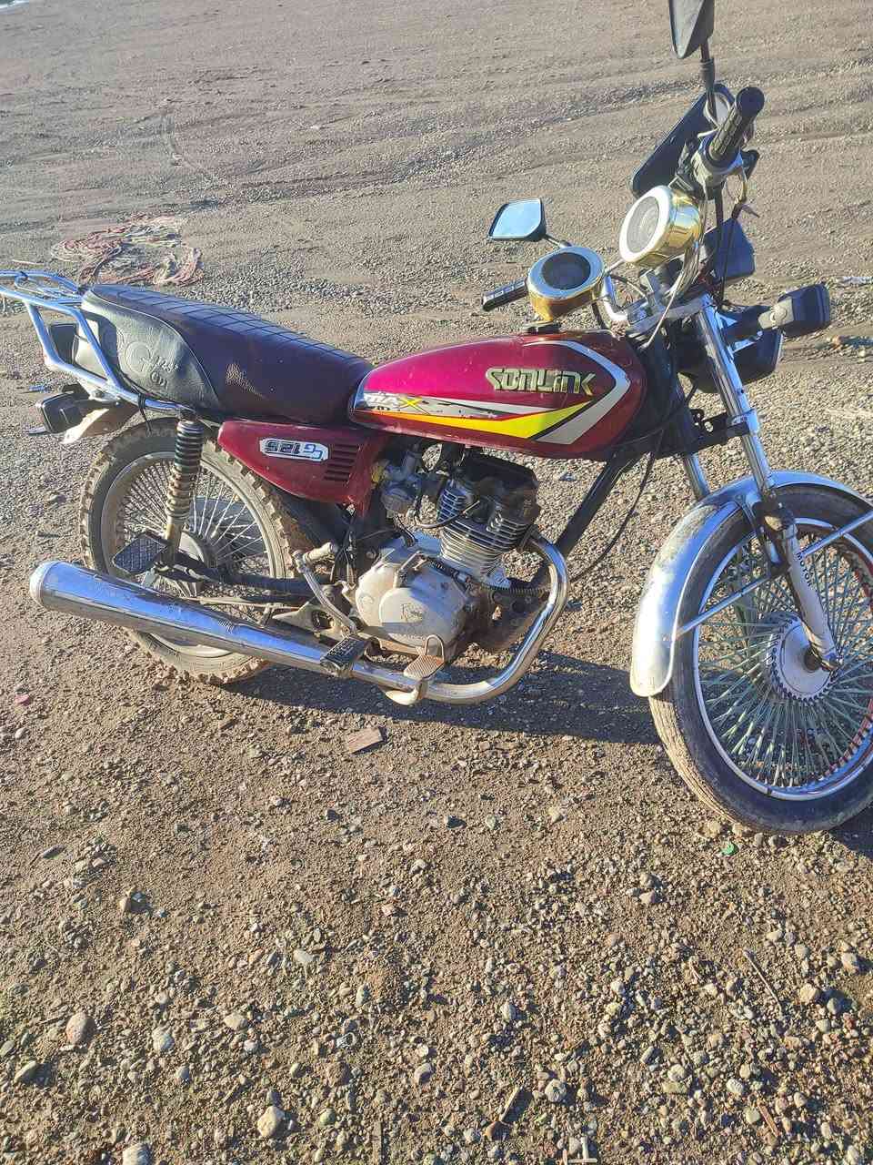 ماتور سولينك للبيع موديل 2019كهربائيات كله شغاله 4كير
سعر 350وبي مجال ***********
