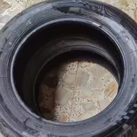 تخم تايرات حجم ١٧ /٦٠/٢٢٥ اقل الشهر من اخذته وما صار للسياره جبير الي ...