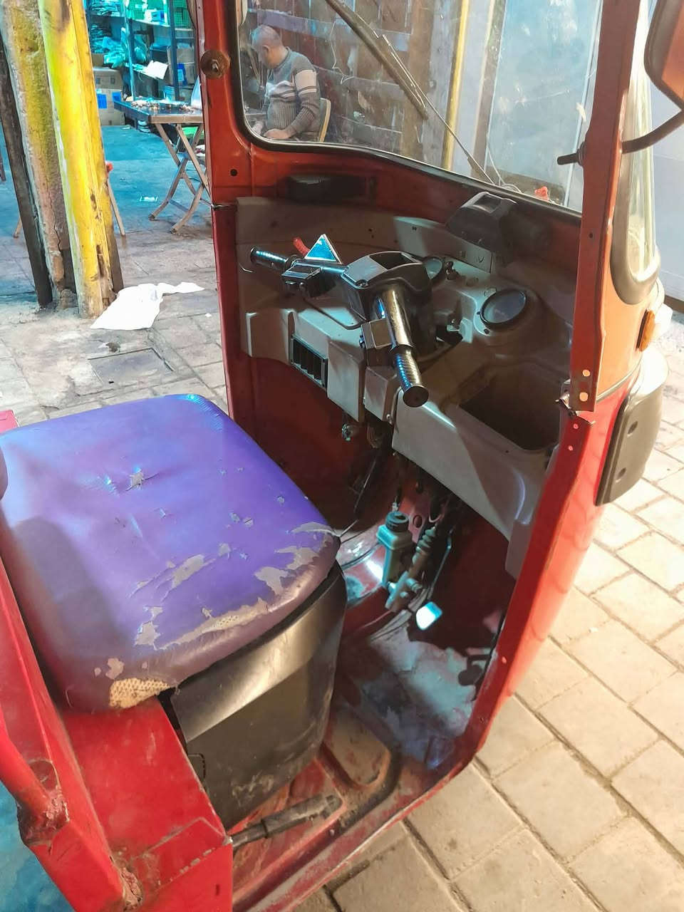 تكتك 18 رقم نكليزي 4600 وبيهة مجال بسيط
***********
