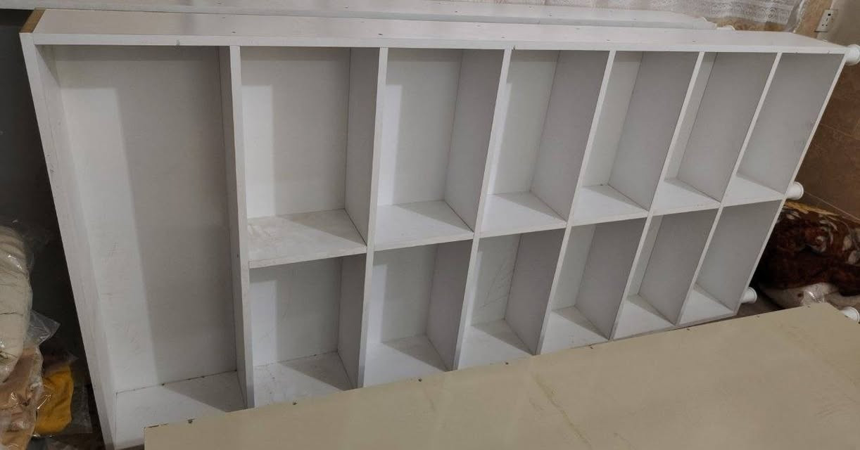 #کتێبخانە_بۆ_فرۆشتن ( #نوێ ) 4دانە بەردەستن
موادی mdf  تورکی سپی
#بەرزی/ 220سم 
#درێژی/ 1مەتر
#قولی/ 20سم
#ژمارەی_قاتەکان/ 7قات
🚕گەیاندنمان هەیە، بۆ داواکردن نامە بنێرن یان پەیوەندی بکەن واتساب فایبەر تێلیگرام⏬
***********
***********
