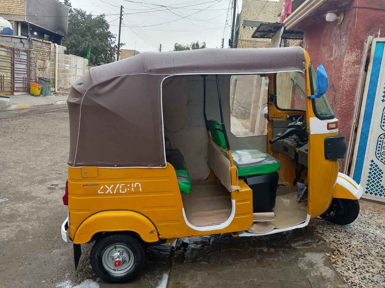 السلام عليكم تكتك للبيع موديل 2020 شهر 6 سنويه ورقم نكليزي تحويل ثاني يوم جاهزه عنوان بغداد الحسينيه الراشديه ***********
