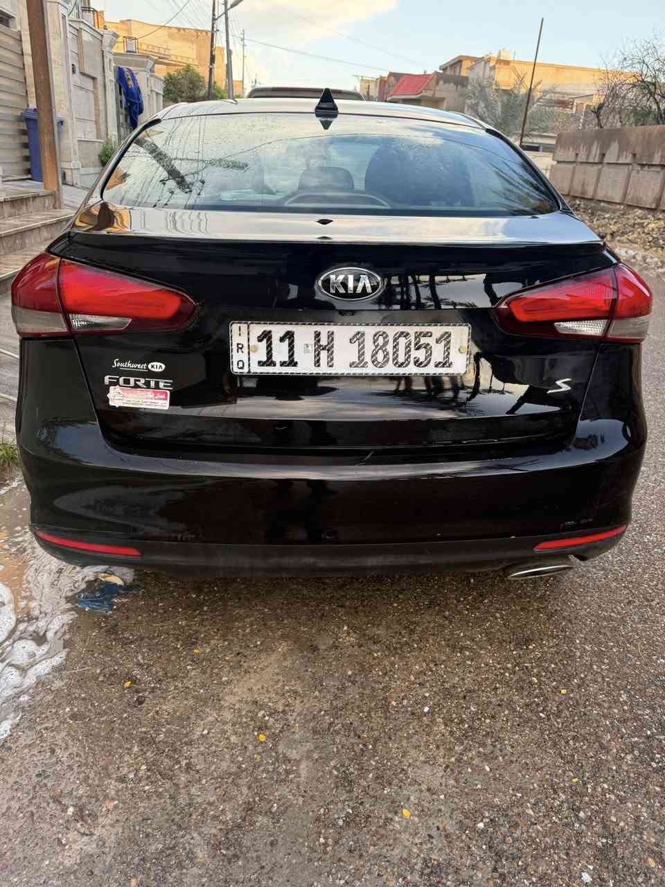 السلام عليكم سيارة فورتي موديل 17 ماشية 79 ميل حادثها باب سائق    ايرباك  برده مكاني بغداد البلديات رقم هاتف ***********  وشادلها منظومة غاز
