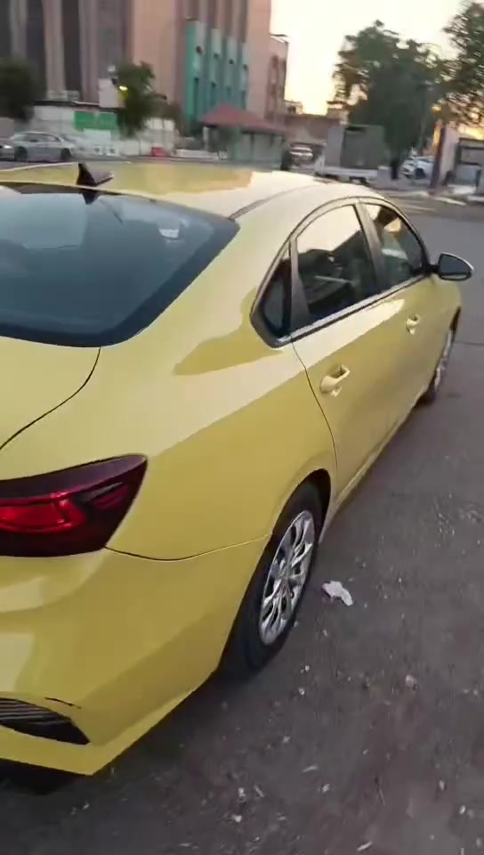 كيا فورتي 2023
الحادث جاملغين خلفيات وا جاملغ امامي تعديل ليبل واحد سياره بدون تبديل 
مواصفات : مكينة 2000 دوش / شاشة كبيرة / كامرة دواره / رادار تعديل مسار / 
  / مود درايف / تحكم ستيرن / كروس سرعة / ويل كب / مانع انزلاق / بلوتوث / اواكس / USB منضومه زنون منضومه غاز كرت اصفر 

ماشيه 36 الف
سعر 140
رقم الهاتف.  *********** ///***********
 مكاني بغداد الجديدة شارع المسبح
