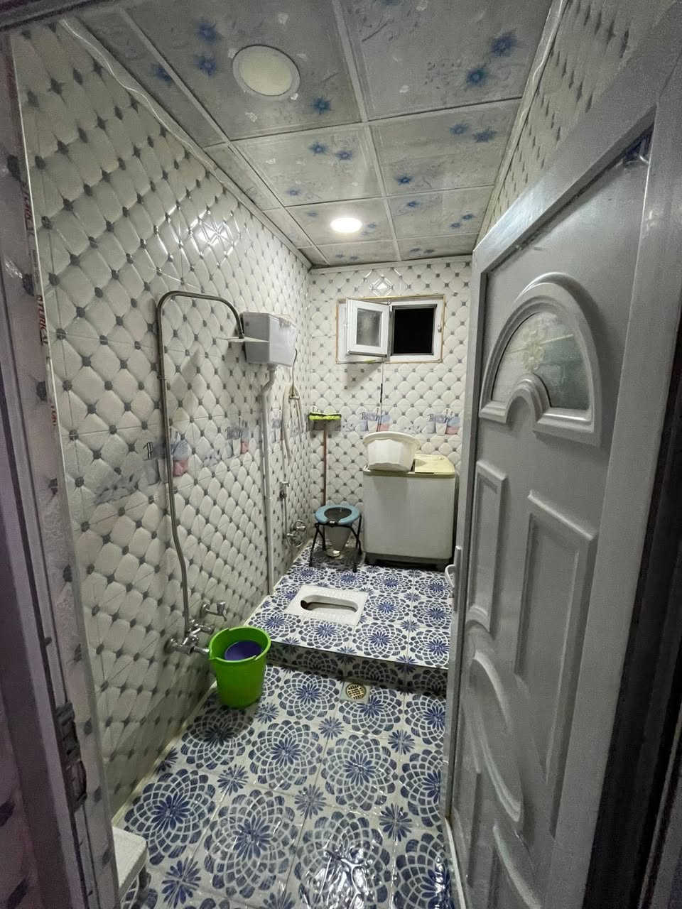 🔥دار للبيع في مزارع الصديق مؤيد العلاف

🟤 مساحة 150 م 

🟣واجهة 6 ونص 

🔺بناء حديث 2023 ♦️

🟢مكون من طابقين

🔷 ط الاول غرفتين نوم وهول واستقبال ومطبخ وصحيات 

🔻ط الثاني غرفتين نوم وهول ومطبخ وصحيات

🔥#عروضات_مكتب_النبأ_السعيد_للعقار🔥

🌹موقع المكتب حي السكر شارع مستشفى الخنساء قرب صيدلية الطائف 🔺

😍الاتصال عبر الارقام التالية 

☎️📞***********
☎️📞***********
