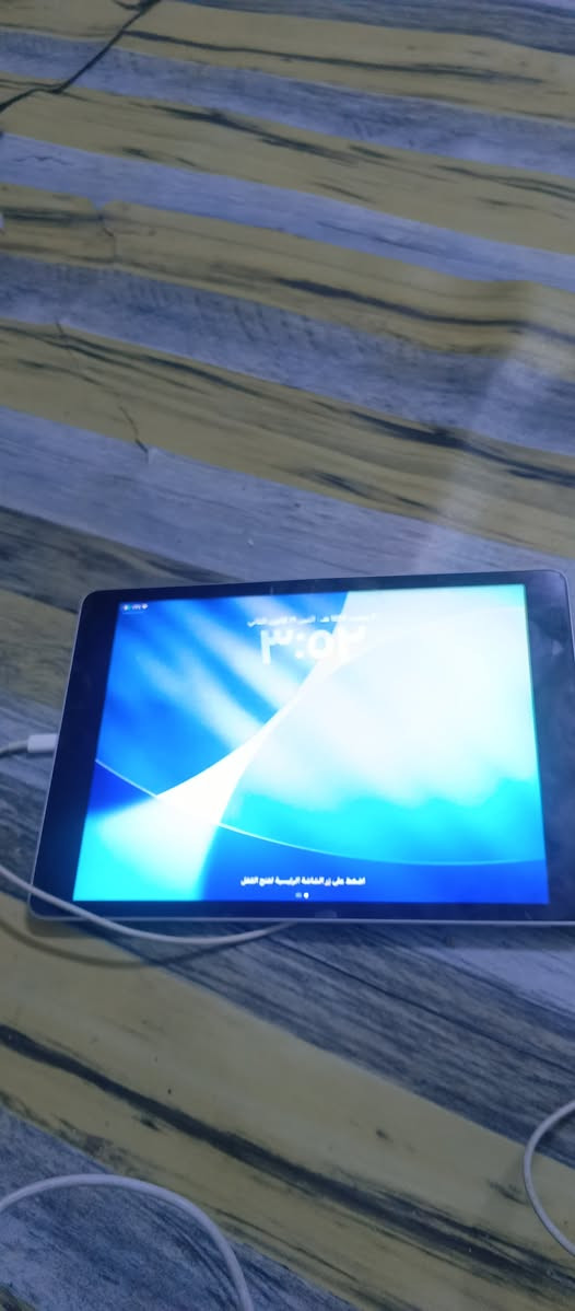 سلام عليكم ايباد 9صالي 3شهر من خذيته ادرس علي هسه ما محتاجه اريد ابيها ستعمال بس دراسه بطاريه 94 اريد مراوس بجهاز وزيد اذا نضيف جهاز بكان بصره ابي خصيب ابو كوصره رقم ***********
