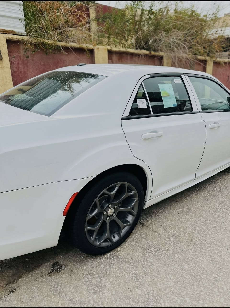 السلام عليكم …
للبيع فقط بدون مراوس 
كلايسلر اوباما  S300  موديل 2017 
تقرير كلين تايتل كفاله عامه  بيها فقط كارتين ثنين ناعمات 
مواصفات S معروف
شفتات ستيرن
گير موس 8 نمر
تحكم ستيرن
دخول ذكي
تشغيل عن بعد
فتحة سقف (بانورما قطعتين)
منضومه سماعة bets
سماعه بالصندوگ
ويل حجم 20 
مثبت سرعه
كاميرا خلفيه دوارة 
كشنات كهربائة حضن منقوش عليها S
وبعد المواصفات المعروفه مال S
السيارة عليها ادامه كامله تخم تاير وحداديه وماعايزه شي
تحويل او وكالة  /مكانها نجف
سعر 268$
***********
***********
