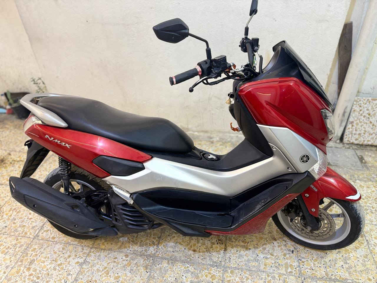 سلام عليكم ان ماكس وكاله دراجه ممغتوح شي بيه وخير من الله ماشيه اقل ٣٦ الف دراجه جديده منزله من معرض لقيسي بل كراده لشراي يدلل رقمي ***********  خابرني واتساب.وتدلل رايده ١٧ بيه مجال بصيط للشراي لونه مميز
