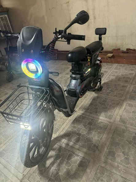 دراجه شحن نظافه ٩٥ بالميه السعر ٣٢٥ الاتصال ***********
