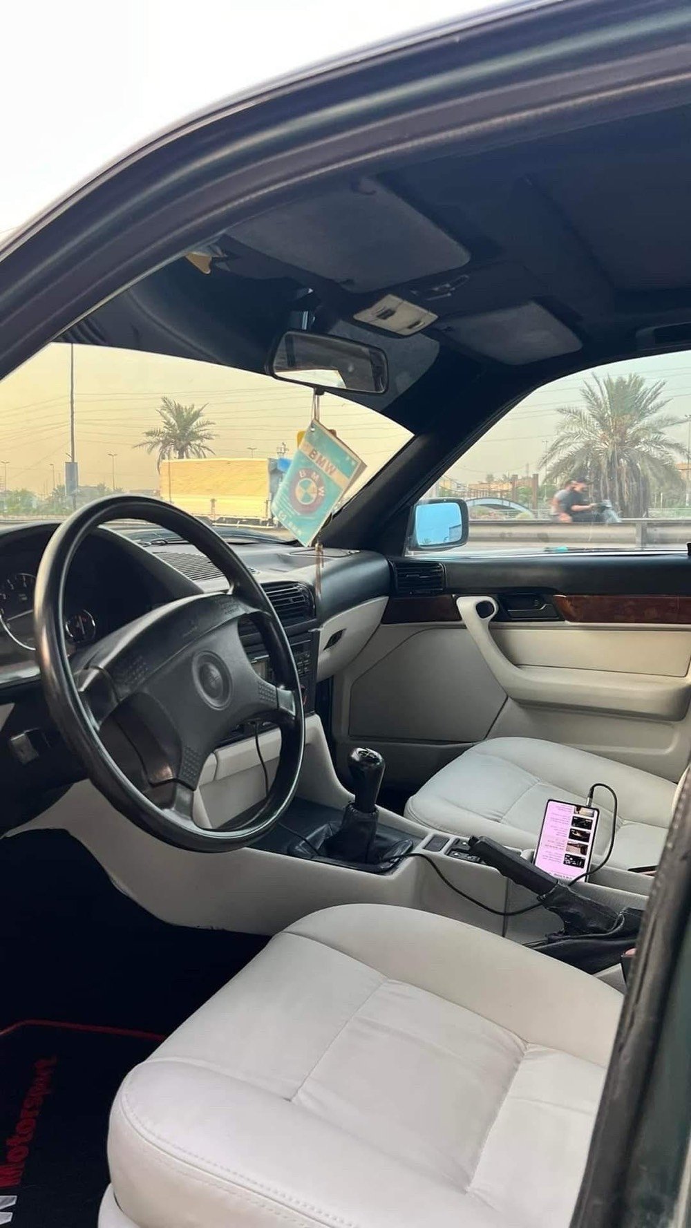 بي ام دبليو  امراوس او بيع

باسمي رقم اربيل انكليزي تحويل ثاني يوم سنوية وهزة جديدة قبل شهر  فول مواصفات حجم 535   

  اصل موديل 1991   عالفحص  مصبوغة عام درجة اولى    بلادية مفولة  مكينة كير صدر امامي خلفي تخم تاير تبريد كلشي جديد السيارة جديدة بمعنى الكلمة المواصفات

‏

‏غرفة بيض داخل فول نضافه

‏مري شفط زئبقية عاكسة للضوء كهرباء‏

منضومه زنون 

‏فتحتة سقف ‏

‏تبريد قطعتين امامي خلفي 

 مابيه نقص السياره جاهزه مال جناي تعبان عليه مكاني ناصريه 

وتساب او تصال  

***********