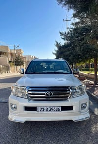 لاندكروزر • ٢٠١١ • ٢٧٠٠٠٠كم