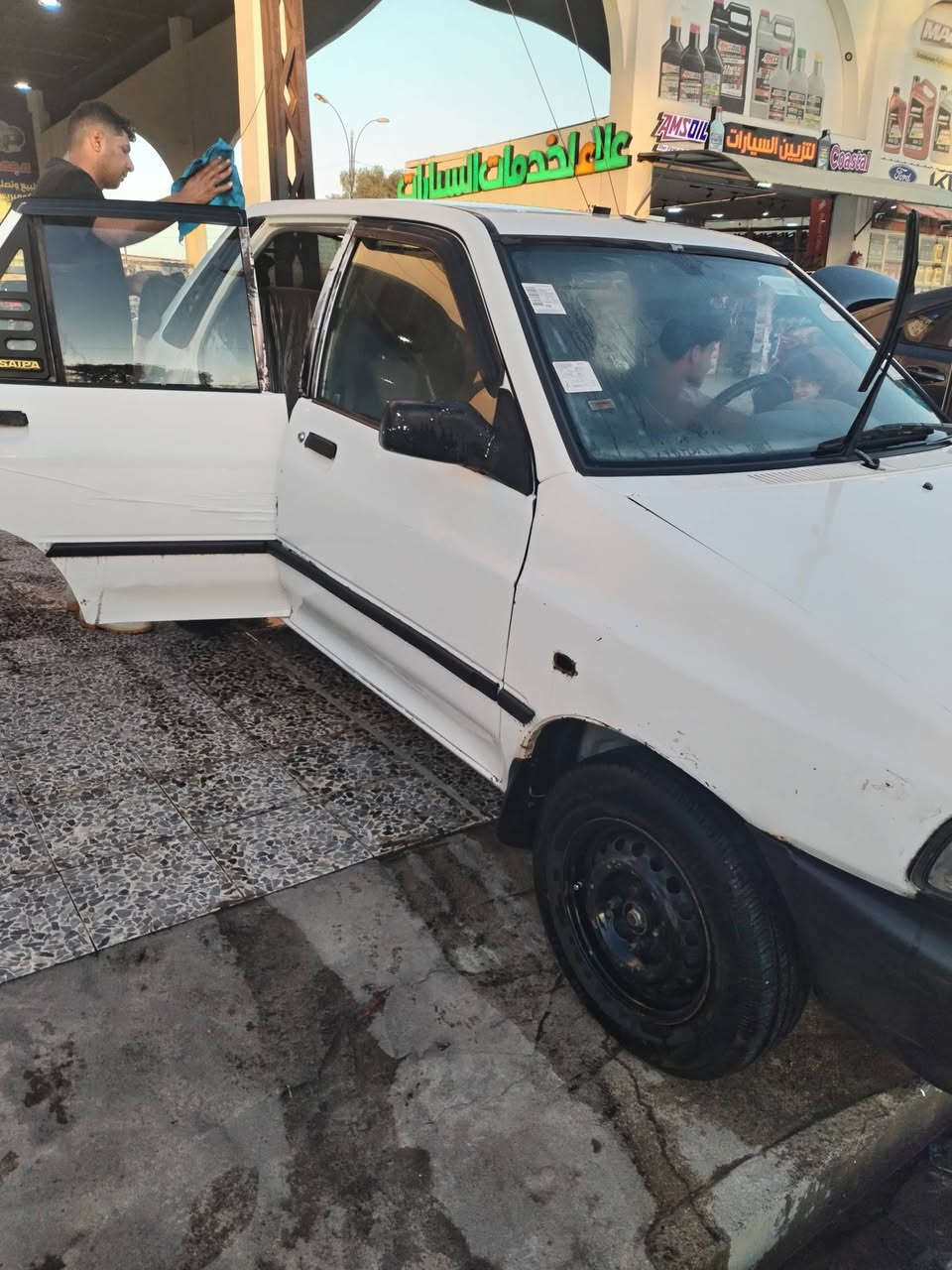 سابيه 12 ابسمي اتبريد شغل ثلج تيارت جديده 4 بيها جملغ بي امبدل  سعر 33 بيها مجال مكان حي سومر ***********

